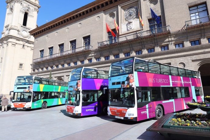 Buses turísticos de Zaragoza.