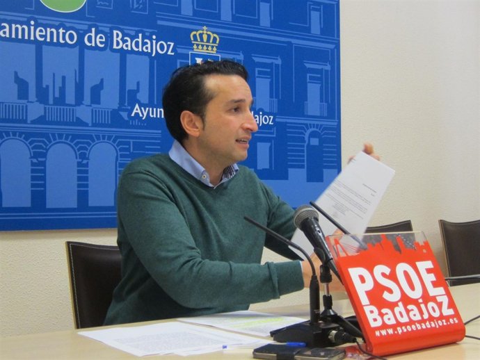 Ricardo Cabezas, portavoz PSOE en Badajoz   