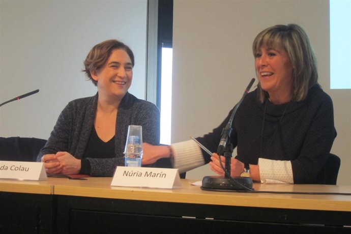 Las alcaldesas de Barcelona, Ada Colau, y L'Hospitalet de Llobregat, Núria Marín