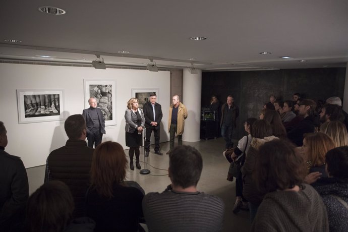 Inauguración exposición de Gervasio Sánchez en la DPH