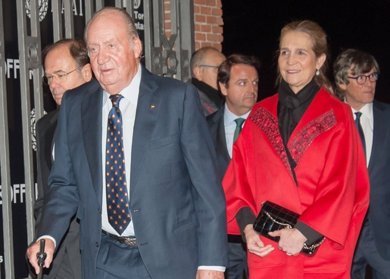 El Rey Juan Carlos y la Infanta Elena acuden a la presentación de la Feria Taurina de San Isidro