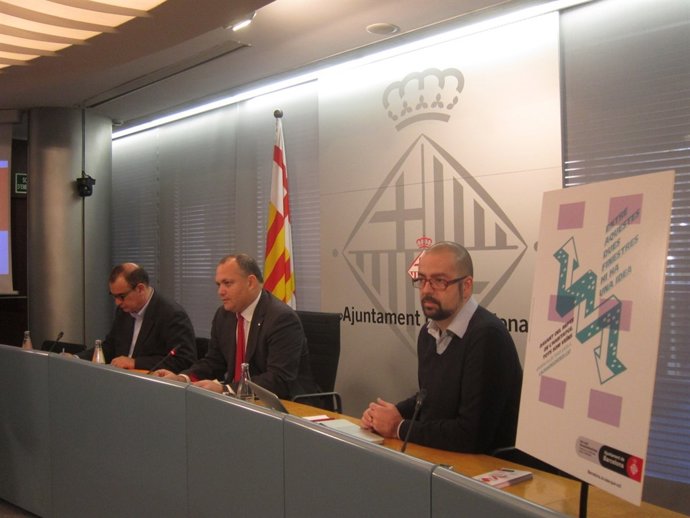 Carles Agustí (en el centro) en una imagen de archivo.