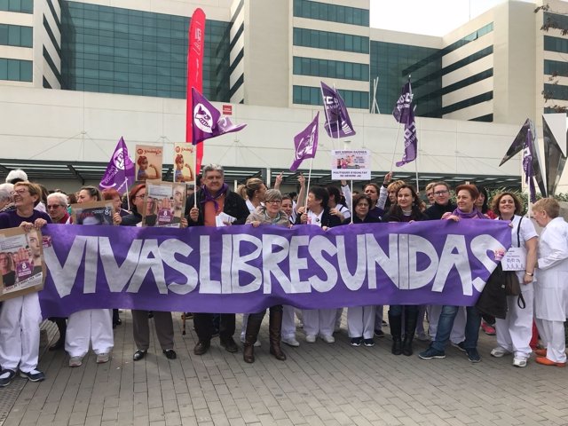 Paro del 8 de Marzo en el Hospital La Fe de València