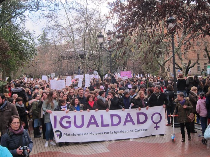 Manifestación en Cáceres                          