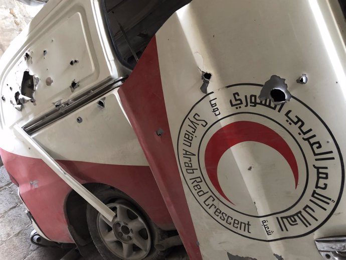 Ambulancia de la Media Luna Roja Siria atacada en Ghuta Oriental