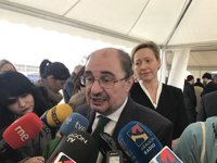 Lambán pondrá en marcha una Mesa de la Mujer Aragonesa tras las movilizaciones feministas