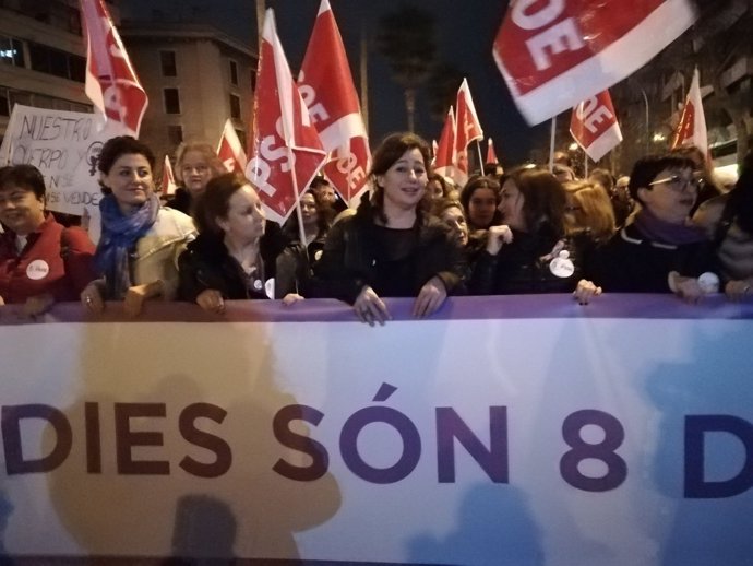 Armengol en la manifestación del 8 de marzo