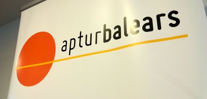 Logo de Aptur