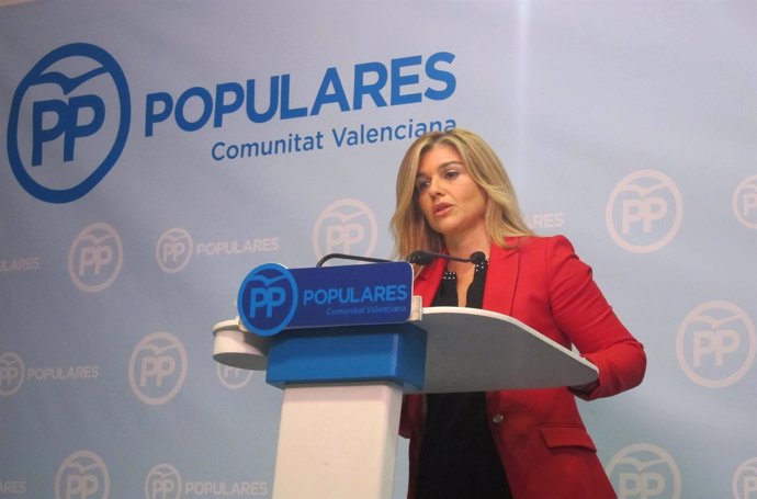 Eva Ortiz (PPCV)  durante la rueda de prensa 