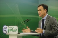 PP-A: Las 35 horas se recuperan en España con "diálogo" y no con la "confrontación" que buscaba Susana Díaz