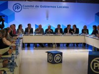 Maíllo admite que el pacto de investidura pueda estar "en la nevera", pero no "en el congelador"