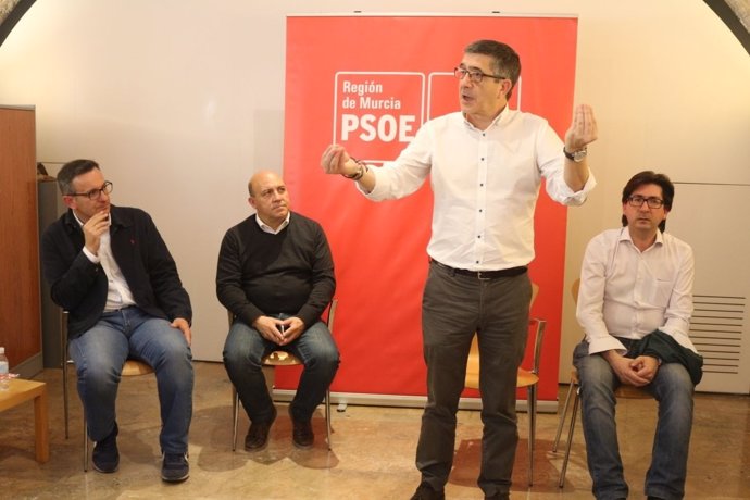 El secretario de Política Federal del PSOE, Patxi López, hoy en Cieza