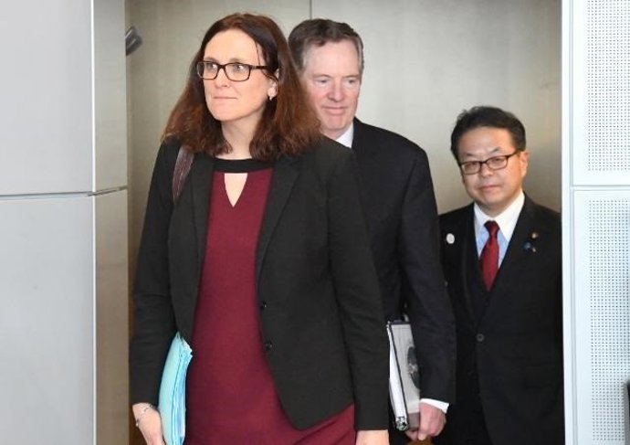 Cecilia Malmström Hiroshige Seko y Robert Lighthizer