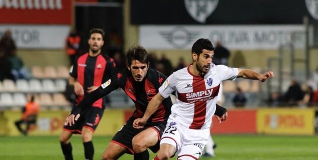 El Huesca no pasa del empate en Reus