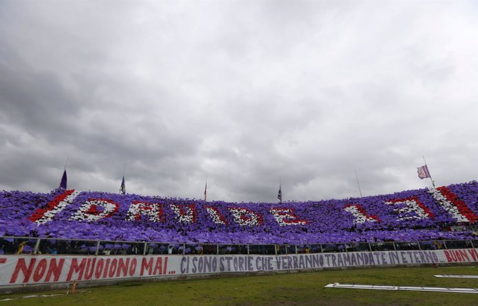 Fiorentina dedica la victoria a Astori