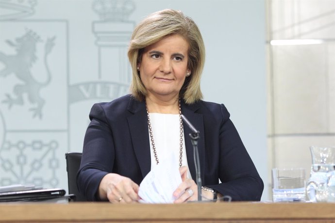 Rueda de prensa de Fátima Báñez tras el Consejo de Ministros