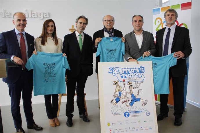 Presentación de la tercera carrera de la prensa, el 6 de mayo