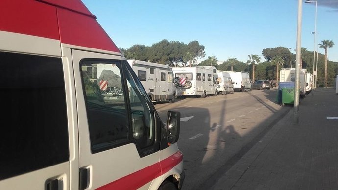 AUTOCARAVANAS EN EL GRAO