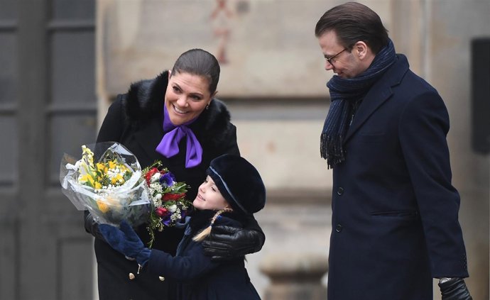 VICTORIA DE SUECIA Y SU FAMILIA
