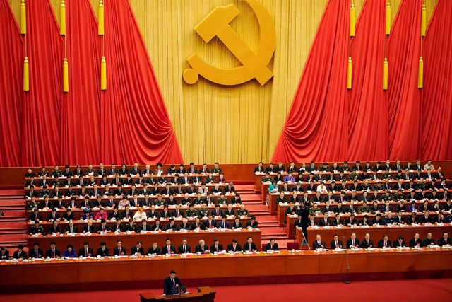 Xi Jinping habla ante el congreso del Partido Comunista chino