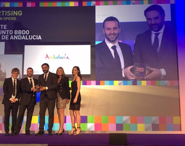 La Junta recoge un premio a la campaña de promoción turística de Andalucía