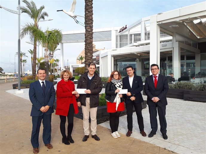 Este lunes se ha hecho entrega de la donación a las asociaciones beneficiarias. 