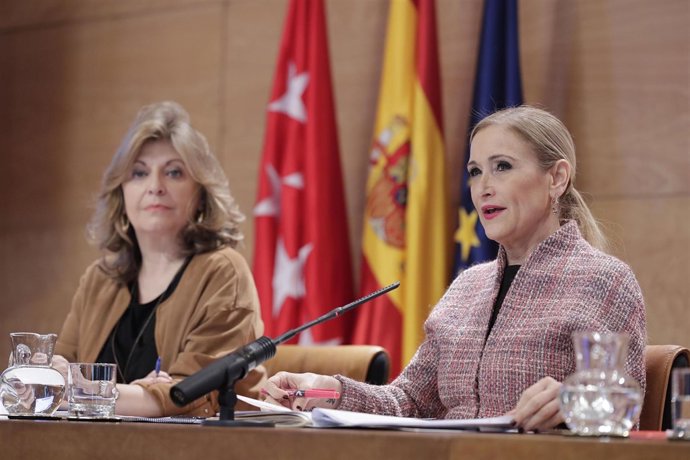 Cifuentes Preside La Reunión Del Consejo De Gobierno 
La Presidenta De La Comuni