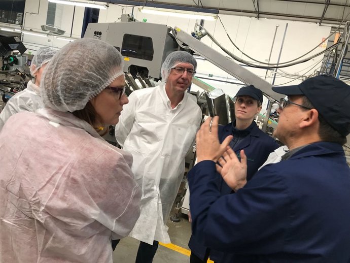 Marín visita la empresa  SAT Campos de Granada