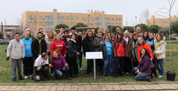 Ndp. Más De 30 Voluntarios De Enagás, Estudiantes De Jardinería Y Fundación Juan