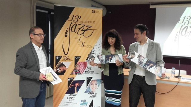 Juan Manuel Sanz (I), Ana Redondo (centro) y José Luis Gutiérrez (D). 13-3-18