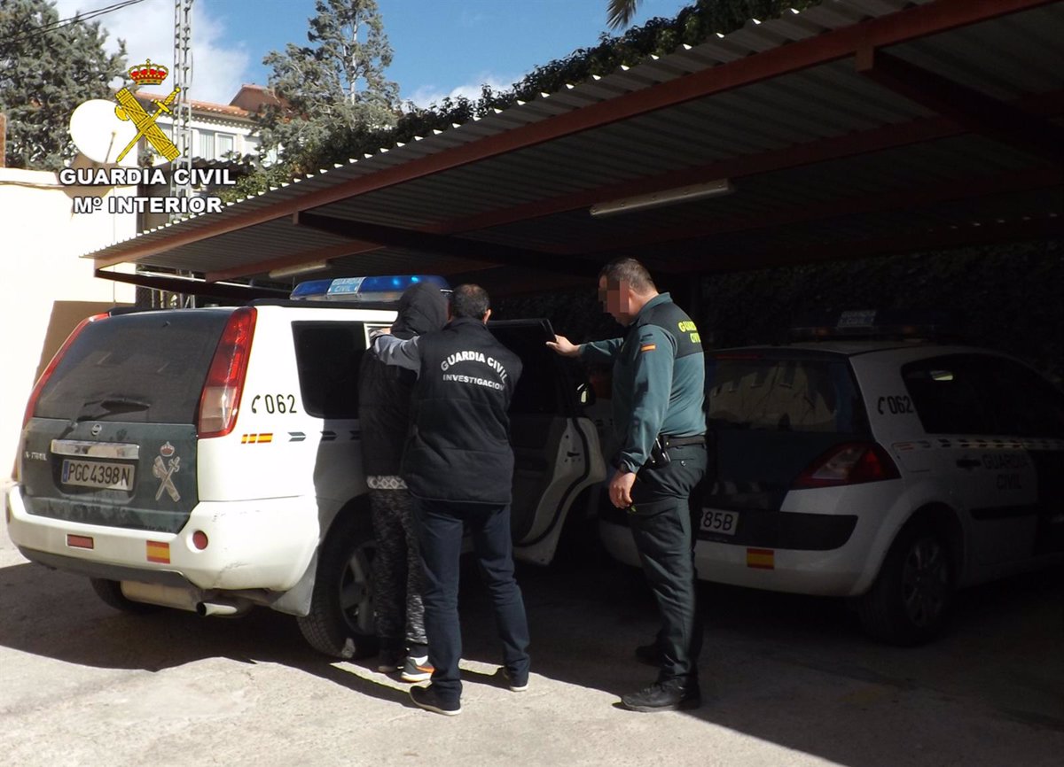 Detenido En Cieza Por Abalanzarse Presuntamente Sobre Mujeres Y ...