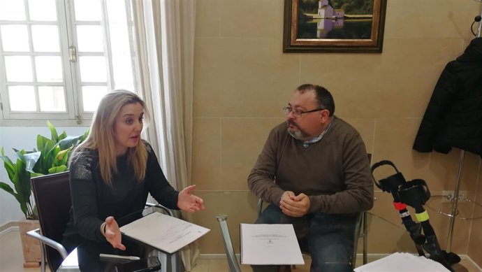 La alcaldesa de la ciudad se ha reunido con el presidente de Alcalá Accesible. 