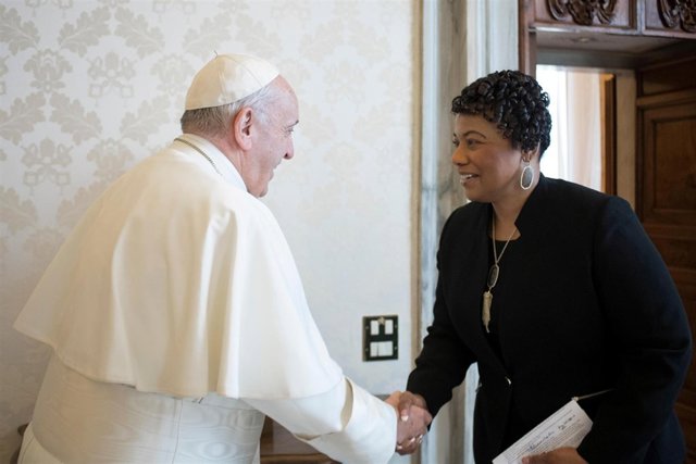El Papa recibe a la hija de Martin Luther King