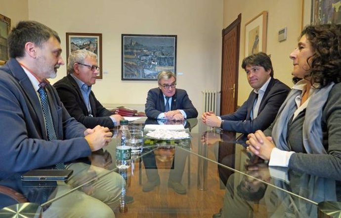 El alcalde de Lleida se reúne con la junta de SCC