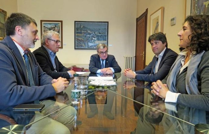 L'alcalde de Lleida es reuneix amb la junta de SCC