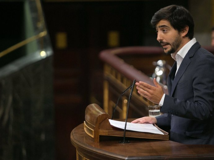 Toni Roldán, de Ciudadanos, en la tribuna del Congreso