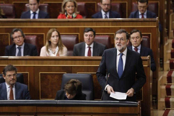 Rajoy interviene en el pleno del Congreso sobre las pensiones