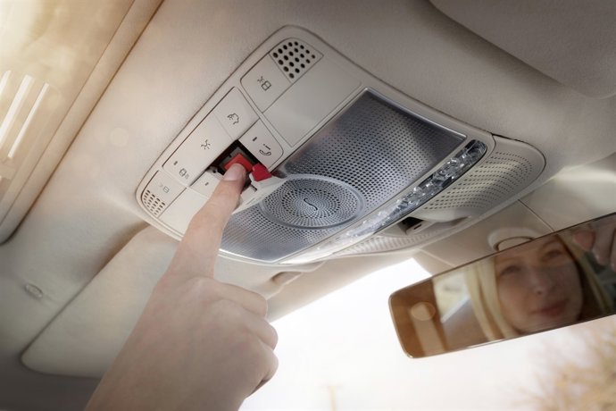 Mercedes-Benz Call Center