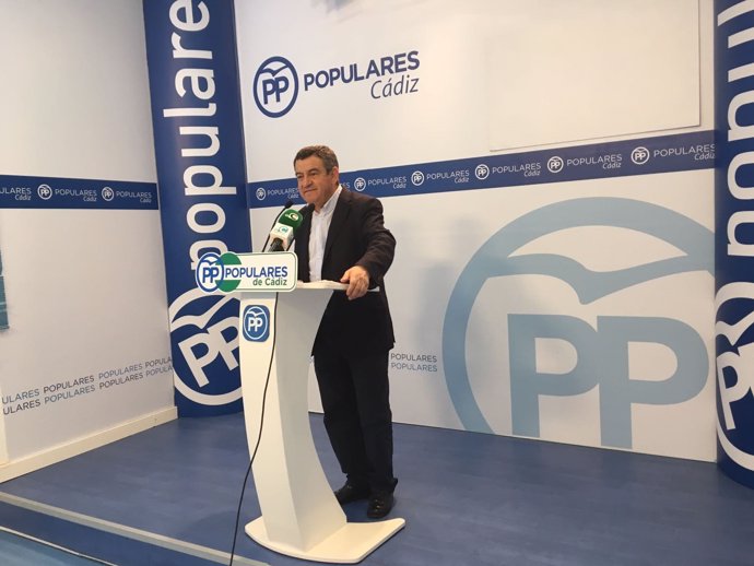 El portavoz del PP en Diputación de Cádiz, José Loaiza
