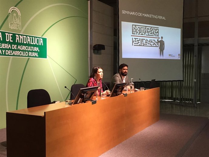 Nota De Prensa De La Consejería De Agricultura, Pesca Y Desarrollo Rural (Fruit 