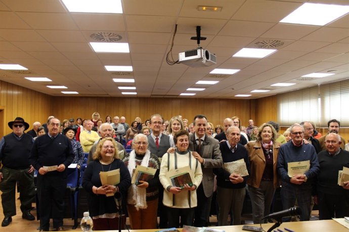 VIII Certamen de Poesía de los centros de participación activa