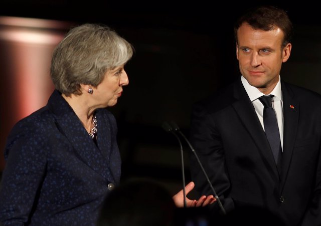 Theresa May y Emmanuel Macron