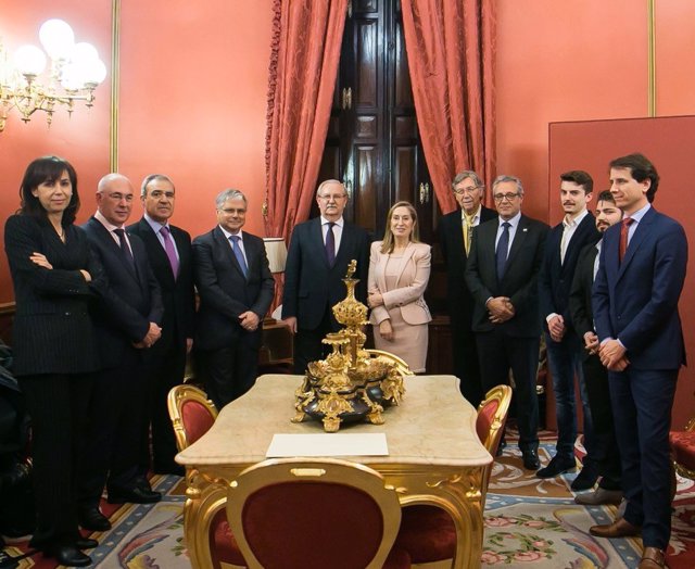 Ana Pastor, Patricio Martínez, Tomás Toranzo, Alejandro Iñarra, Daniel Sánchez, 