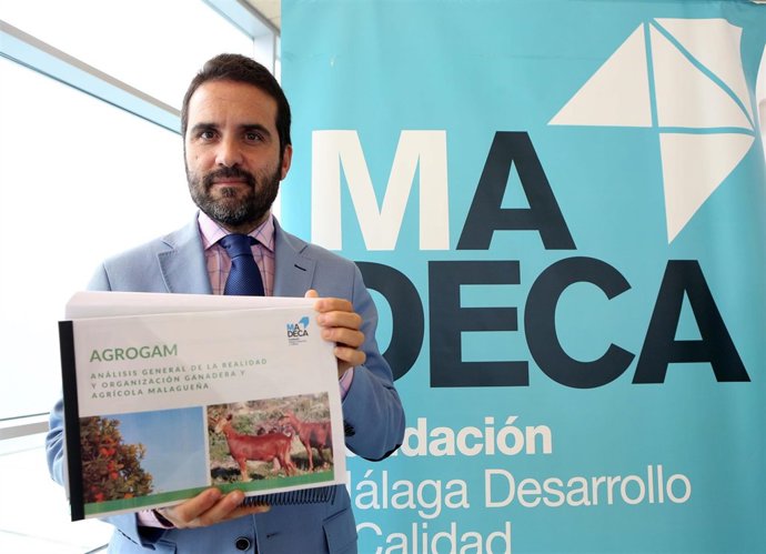 Jacobo Florido presenta informe de Madeca 
