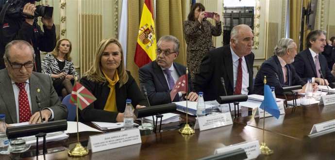 Nota: La Comunidad Completará Las Ayudas Del Plan Estatal De Vivienda Para Benef