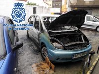Detenida una persona por presuntamente quemar tres vehículos en el barrio de la Bajadilla en Algeciras (Cádiz)