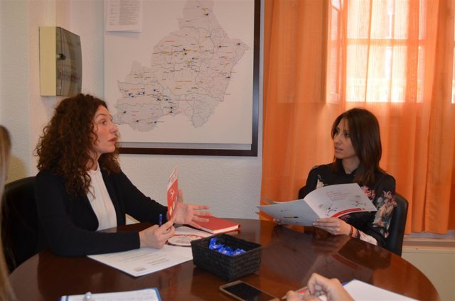 Diputación y Cruz Roja se reúnen para analizar proyectos de formación y empleo.