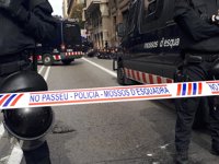 El Consell de l'Estudiantat comparte las reclamaciones de los concentrados ante Universidades