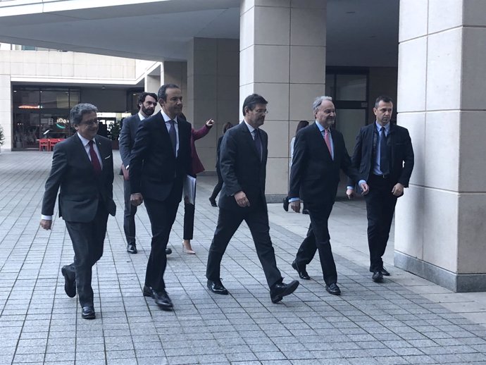 El ministro Rafael Catalá llega a un acto de los colegios de procuradores