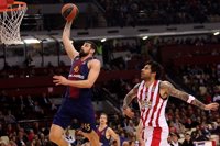El Barça, con bajas y eliminado, arrasa a Olympiacos